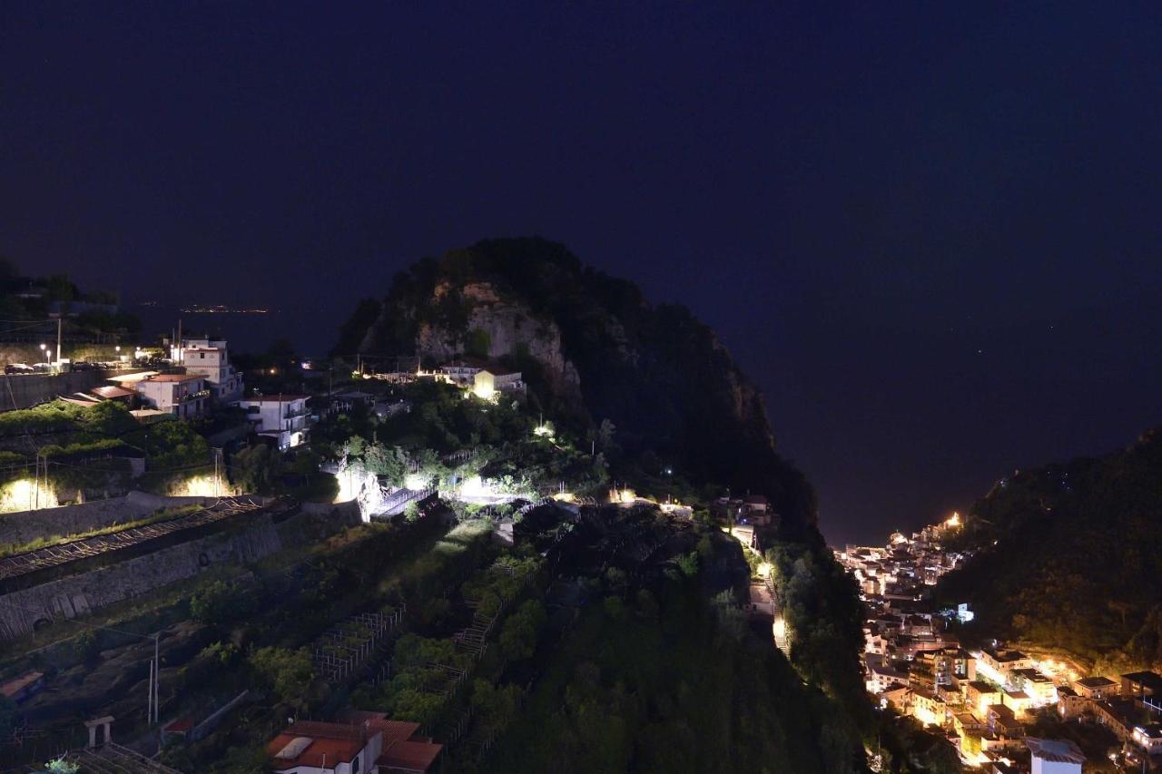 Villa Amalfi Sky View Scala Exterior foto